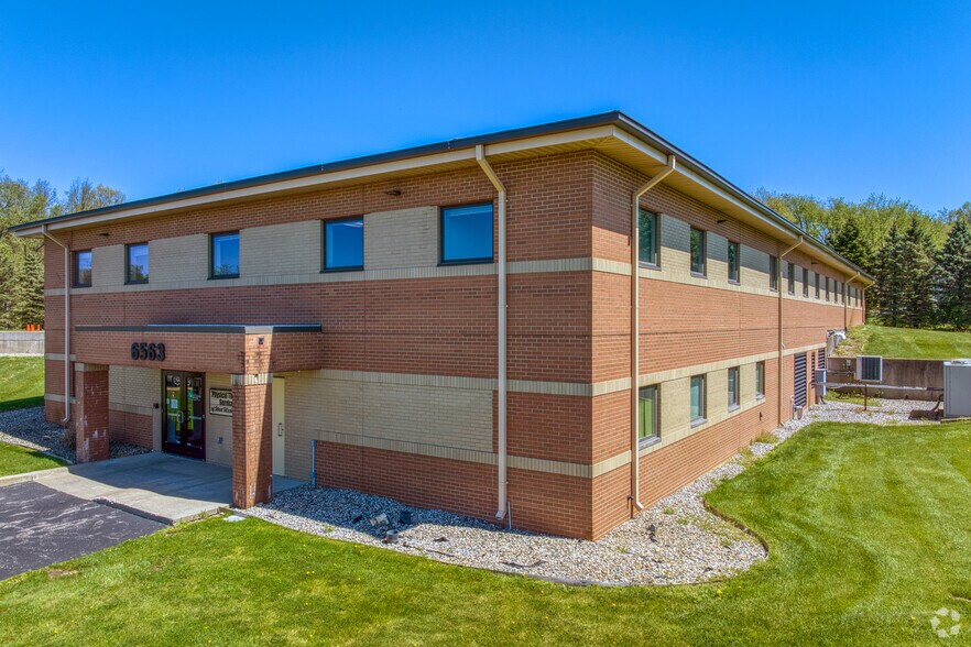 6535 Seeco Dr, Kalamazoo, MI à vendre - Photo du bâtiment - Image 3 de 24