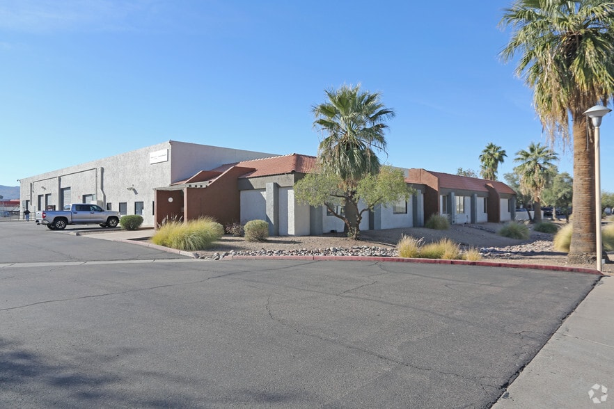 3525-3539 E Corona Ave, Phoenix, AZ for lease - Building Photo - Image 2 of 4