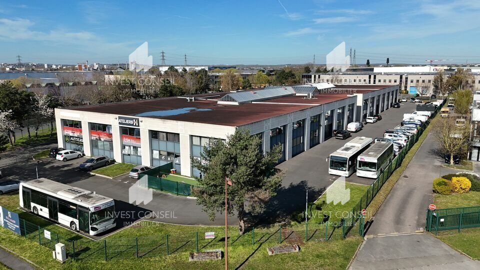 Office in Herblay-sur-Seine for lease Building Photo- Image 1 of 10