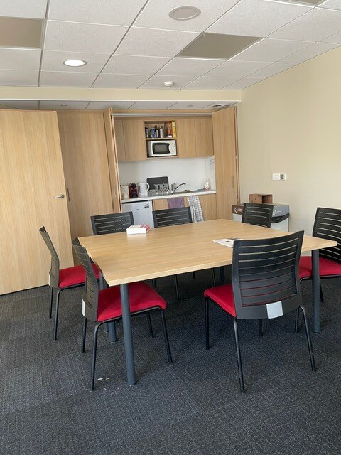 Retail in Trets for lease Interior Photo- Image 1 of 6