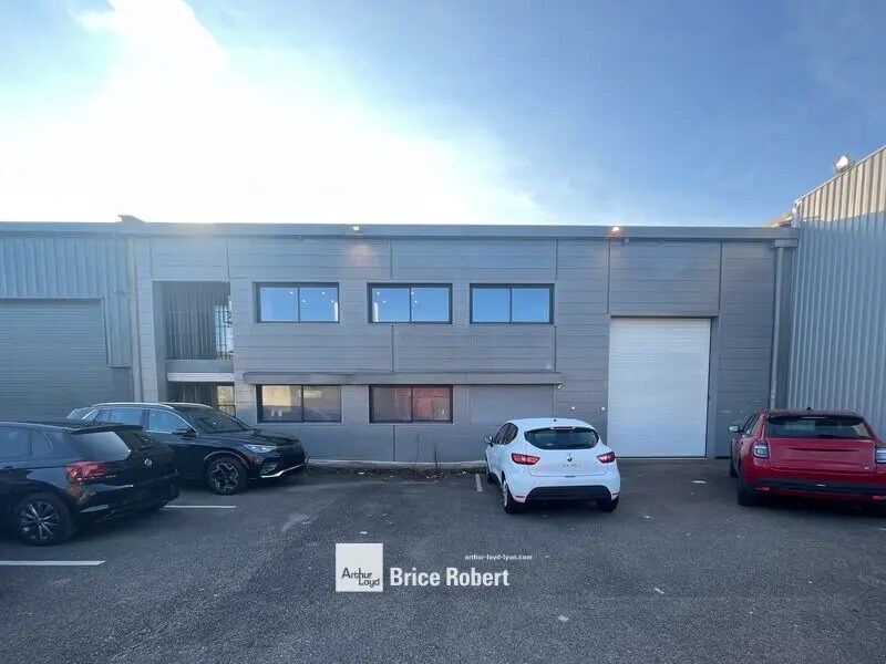 Flex in Villeurbanne for sale Building Photo- Image 1 of 6