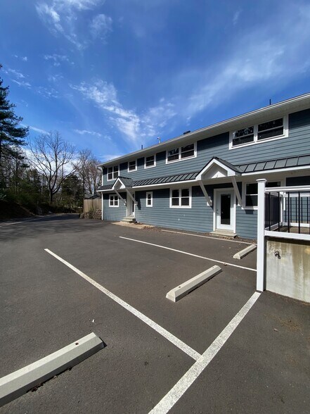 1087 Taylorsville Rd, Washington Crossing, PA à louer - Photo du bâtiment - Image 2 de 5
