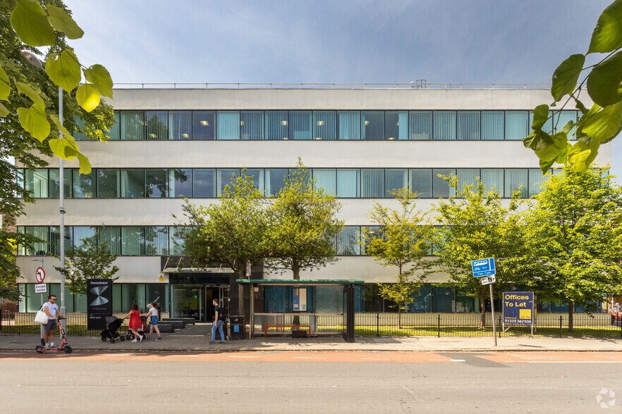 72-80 Hills Rd, Cambridge à louer - Photo du bâtiment - Image 3 de 5
