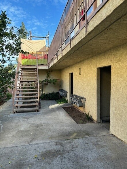 717-721 Garfield St, Santa Ana, CA à vendre - Photo du b timent - Image 2 de 6