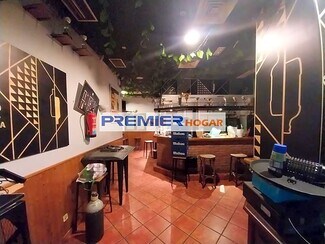 Plus de détails pour Multi-résidentiel à vendre