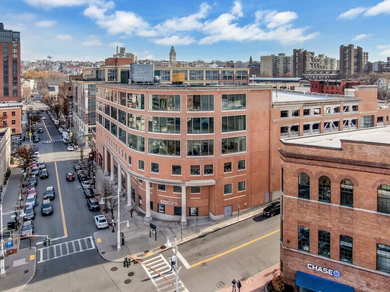 86 Main St, Yonkers, NY à louer - Photo du bâtiment - Image 3 de 18