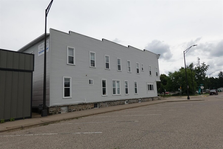 1700 Monroe St, Stevens Point, WI for sale - Building Photo - Image 3 of 11