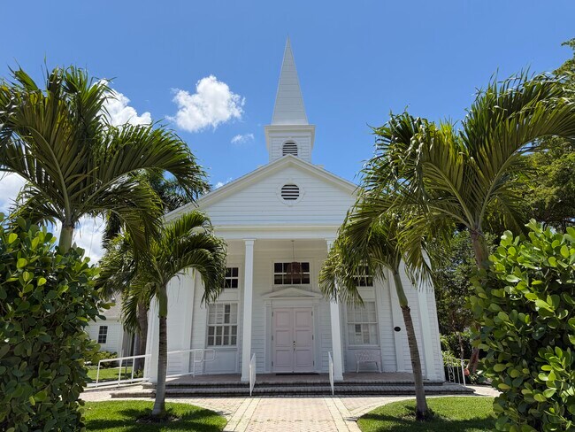 Plus de détails pour 200 SE 7th Ave, Delray Beach, FL - Spécialité à vendre