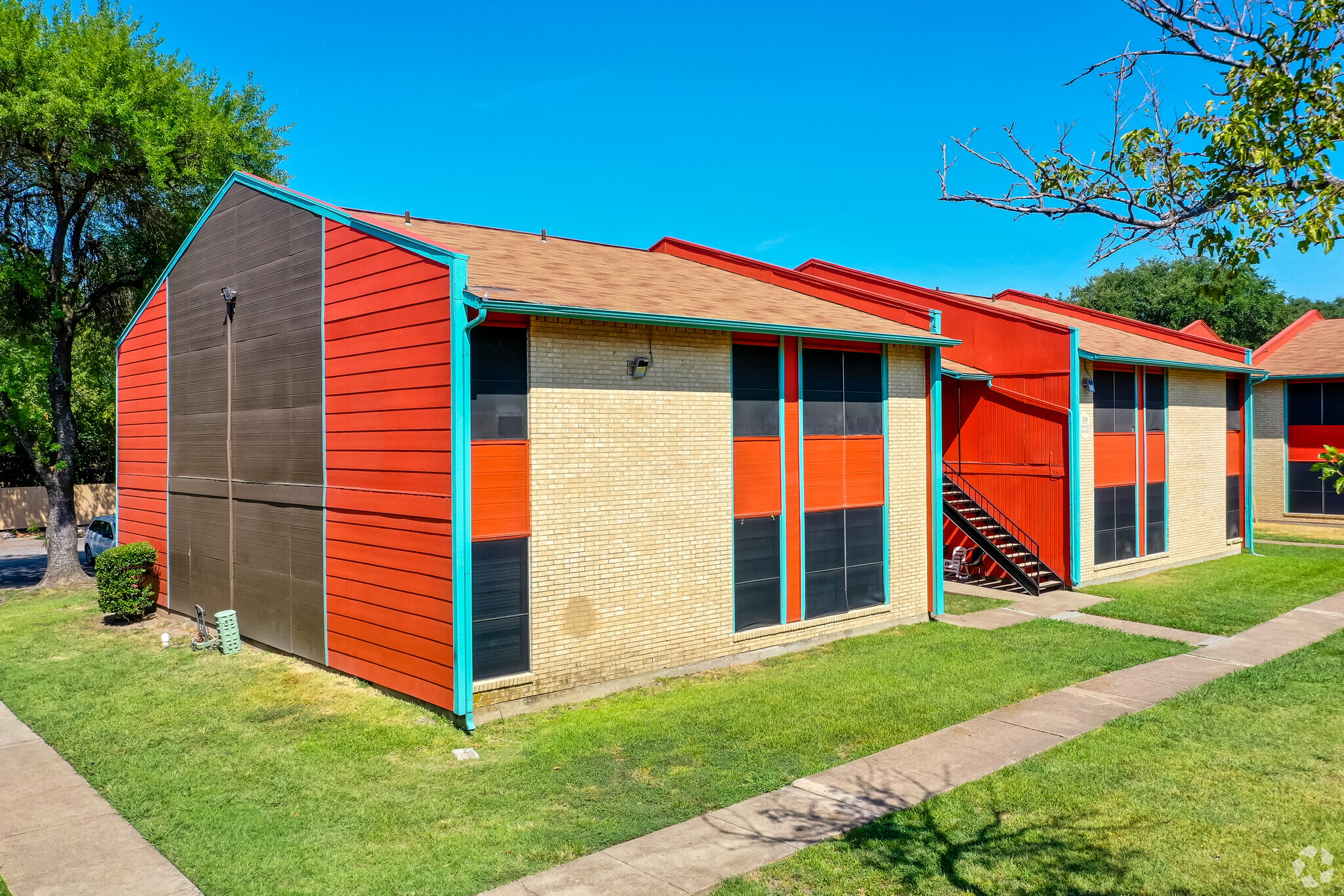 7651 C F Hawn Fwy, Dallas, TX for sale Primary Photo- Image 1 of 1