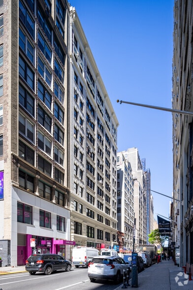 134 W 29th St, New York, NY for sale - Building Photo - Image 2 of 6