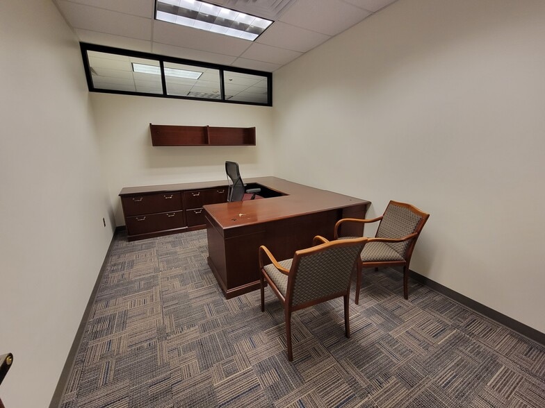 701 E 60th St N, Sioux Falls, SD for lease - Interior Photo - Image 2 of 18