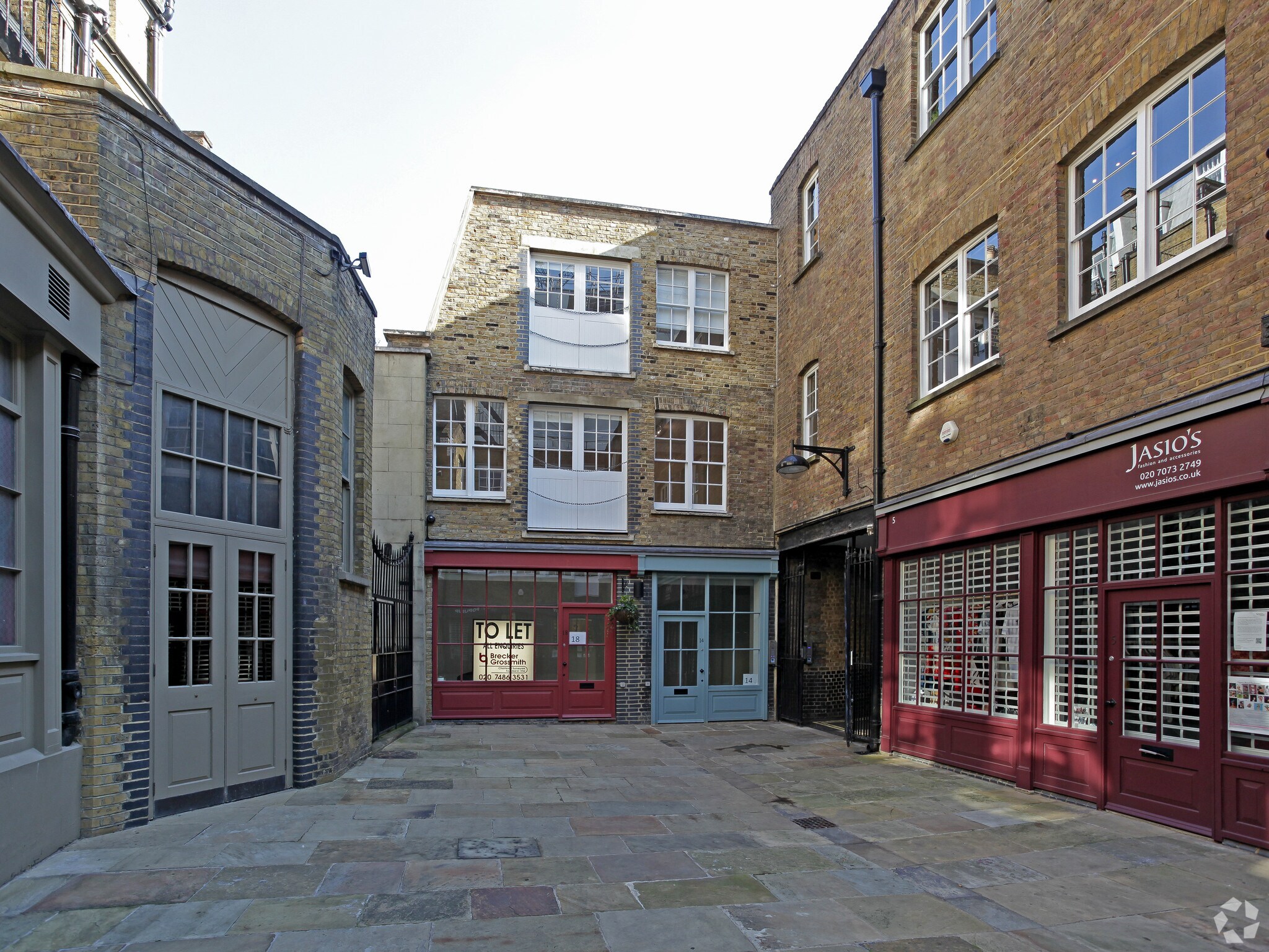 Smiths Ct, Londres à louer Photo principale- Image 1 de 8