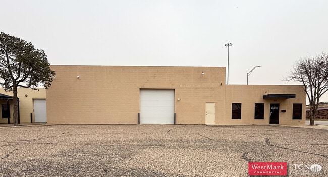 More details for 313 Paris Ave, Lubbock, TX - Industrial for Lease