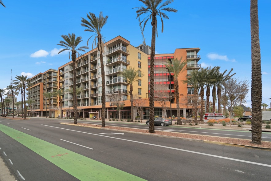 600 N 4th St, Phoenix, AZ à louer - Photo du bâtiment - Image 2 de 21