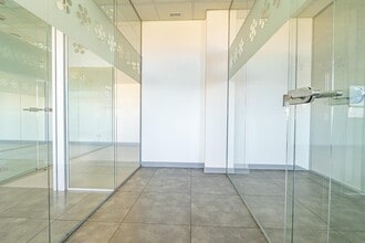 Office in Madrid, Madrid for lease Interior Photo- Image 1 of 8