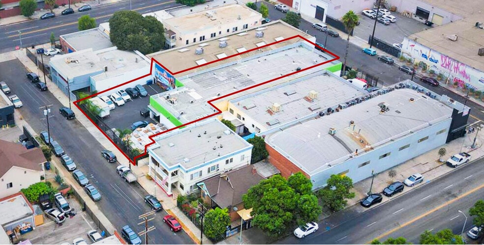 151 W 33rd St, Los Angeles, CA for sale - Building Photo - Image 1 of 24