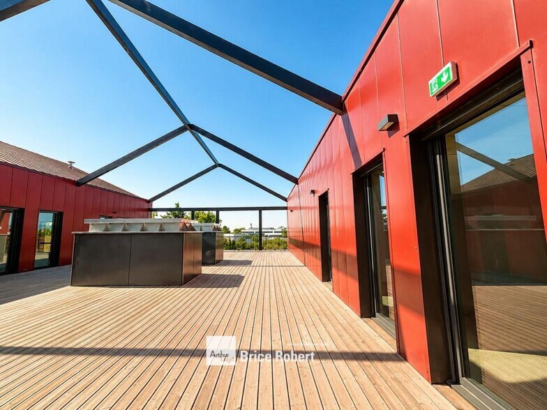 1 Chemin Du Plateau, Dardilly for lease - Building Photo - Image 2 of 7