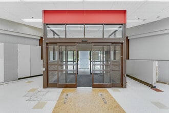 19254 Seneca Trl, Marlinton, WV for lease Interior Photo- Image 2 of 32