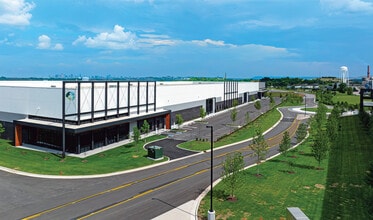 7228 Centennial Blvd, Nashville, TN à louer Photo du bâtiment- Image 1 de 1