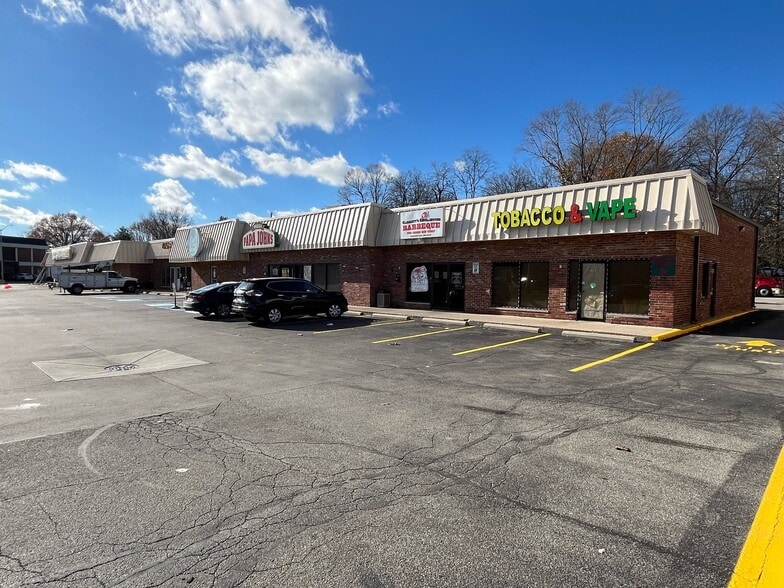 5450-5500 Emerson Way, Indianapolis, IN for lease - Building Photo - Image 2 of 4