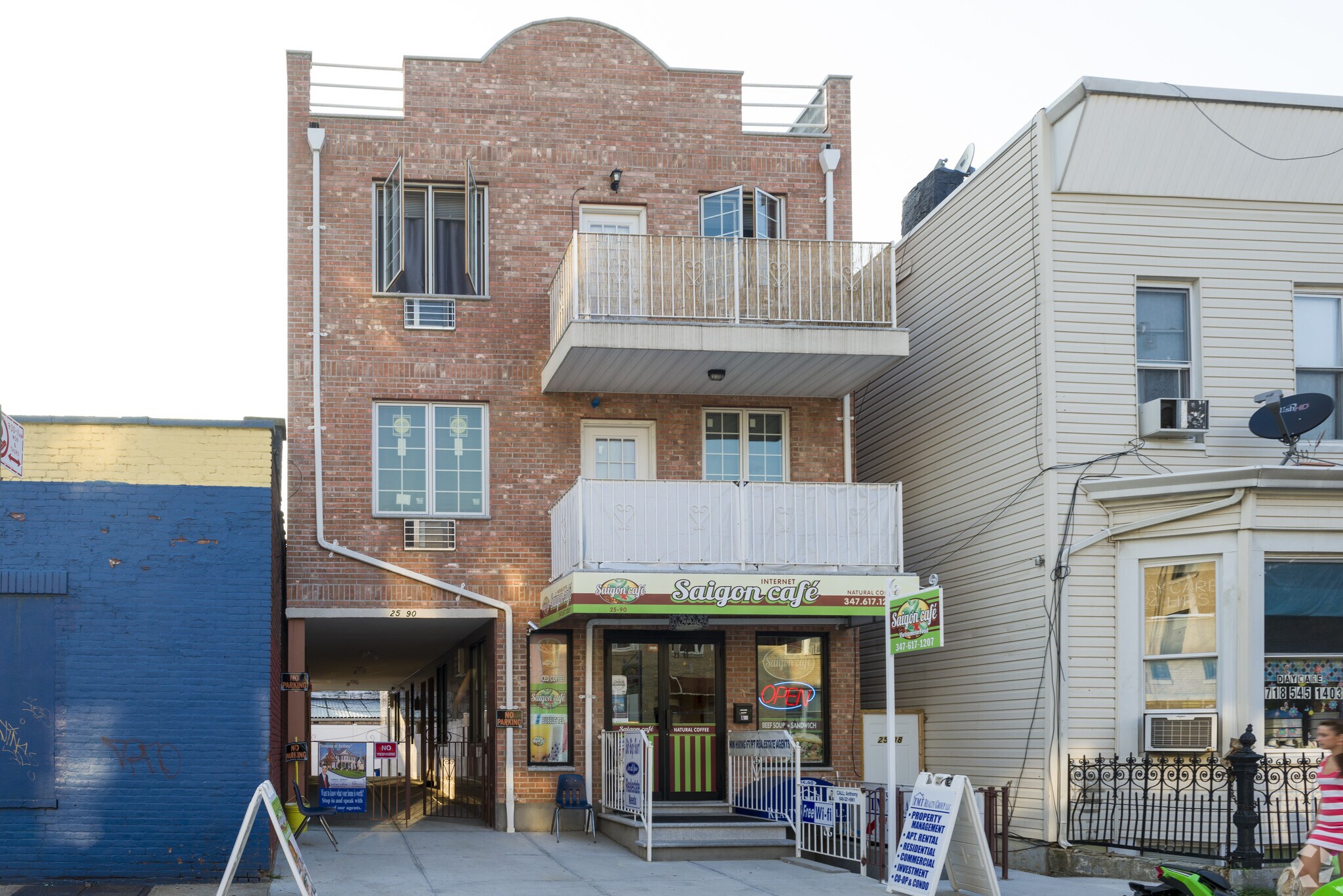 2590 41st St, Astoria, NY à louer Photo principale- Image 1 de 7
