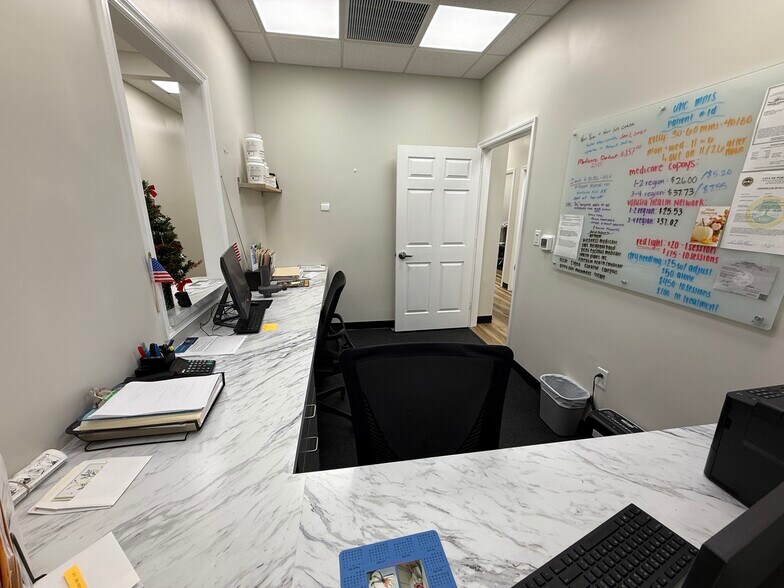 3821 Woodbriar Trl, Port Orange, FL à vendre - Photo intérieure - Image 3 de 7