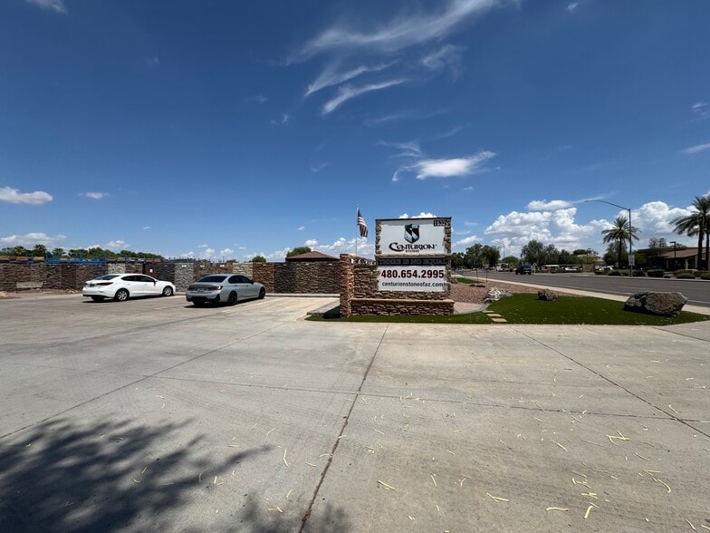 1632 N Greenfield Rd, Mesa, AZ à vendre - Photo du bâtiment - Image 2 de 8