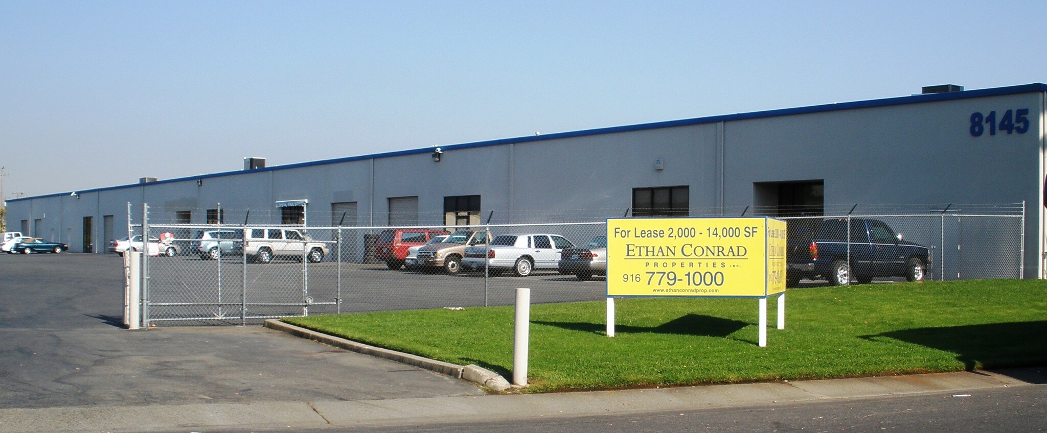 8145 Signal Ct, Sacramento, CA à louer Photo principale- Image 1 de 11