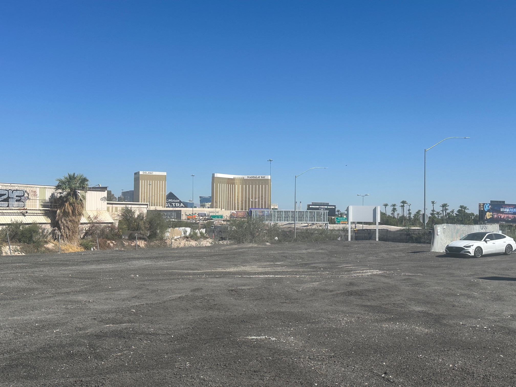 6179 Dean Martin Dr, Las Vegas, NV for sale Building Photo- Image 1 of 1