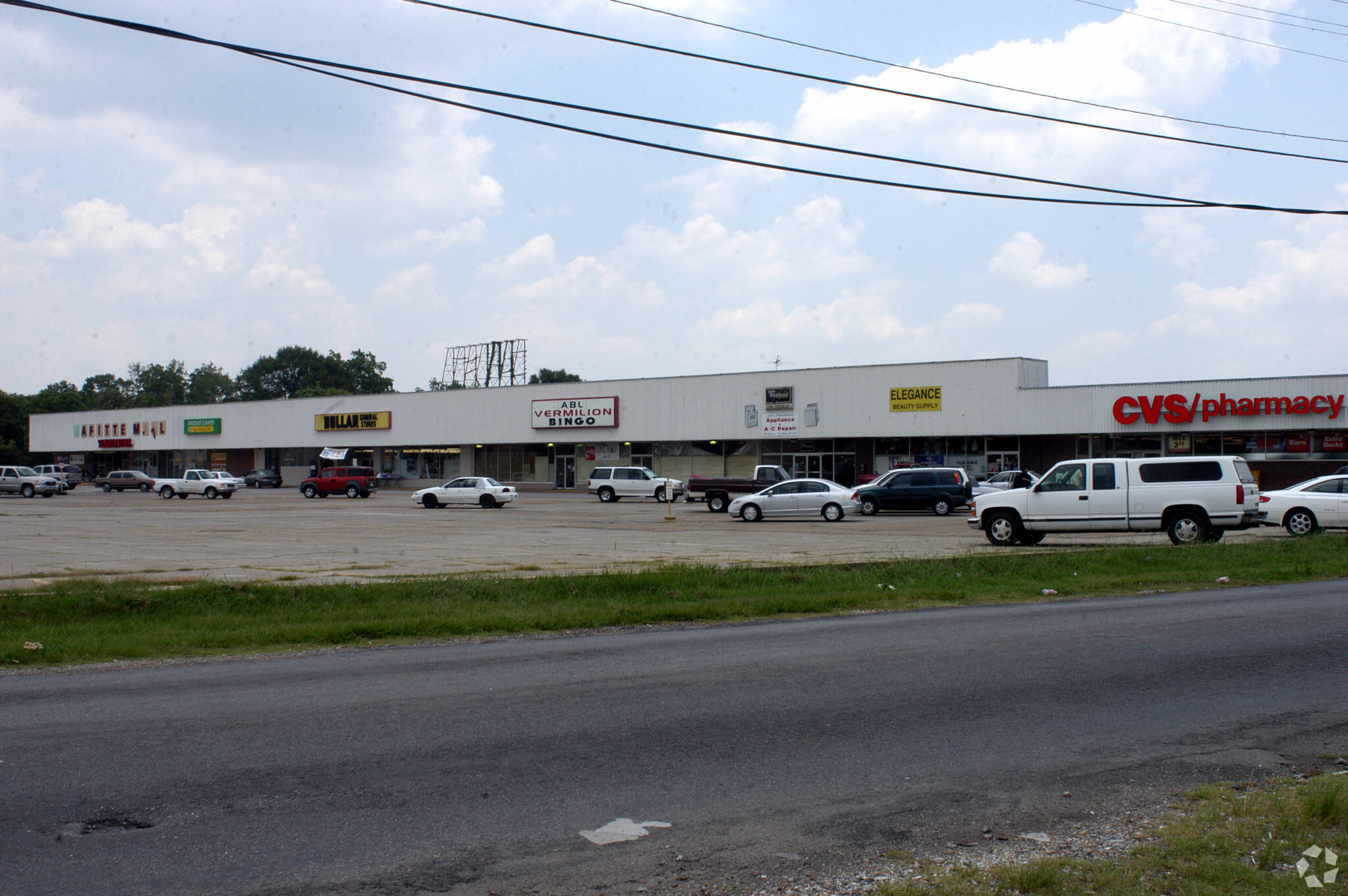 2142 Charity St, Abbeville, LA for sale Primary Photo- Image 1 of 1