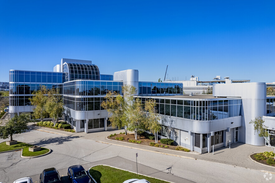 2655 N Sheridan Way, Mississauga, ON for lease - Primary Photo - Image 1 of 7