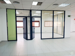 Office in Madrid, MAD for lease Interior Photo- Image 2 of 7