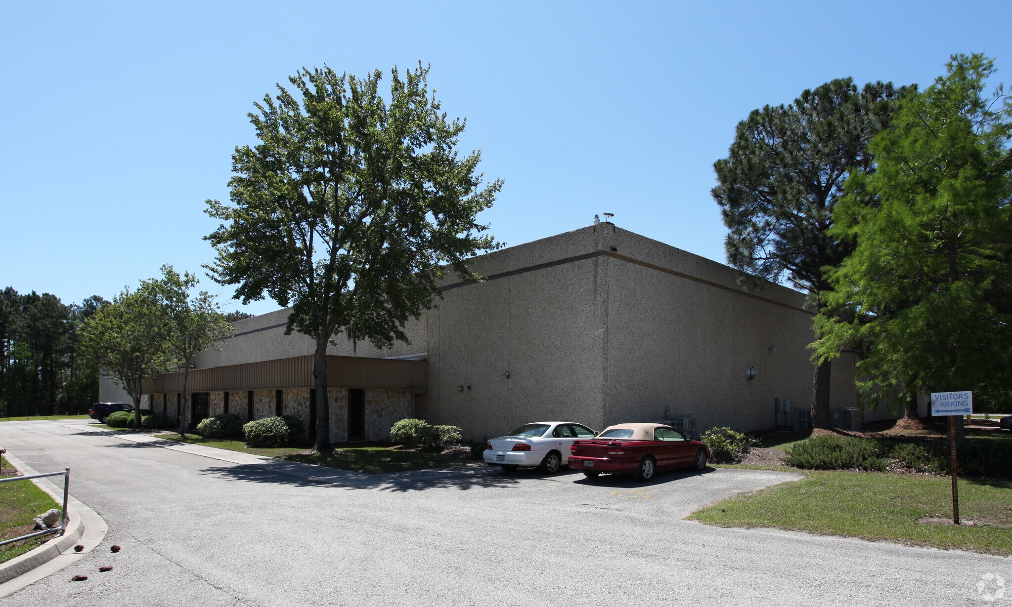 6400 Youngerman Cir, Jacksonville, FL à louer Photo principale- Image 1 de 10