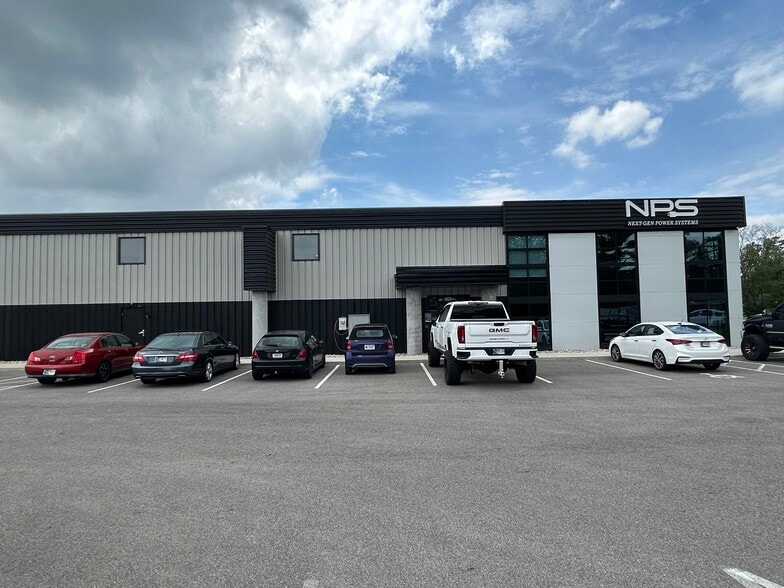 1827 County Road 6 E, Elkhart, IN for sale - Building Photo - Image 3 of 12