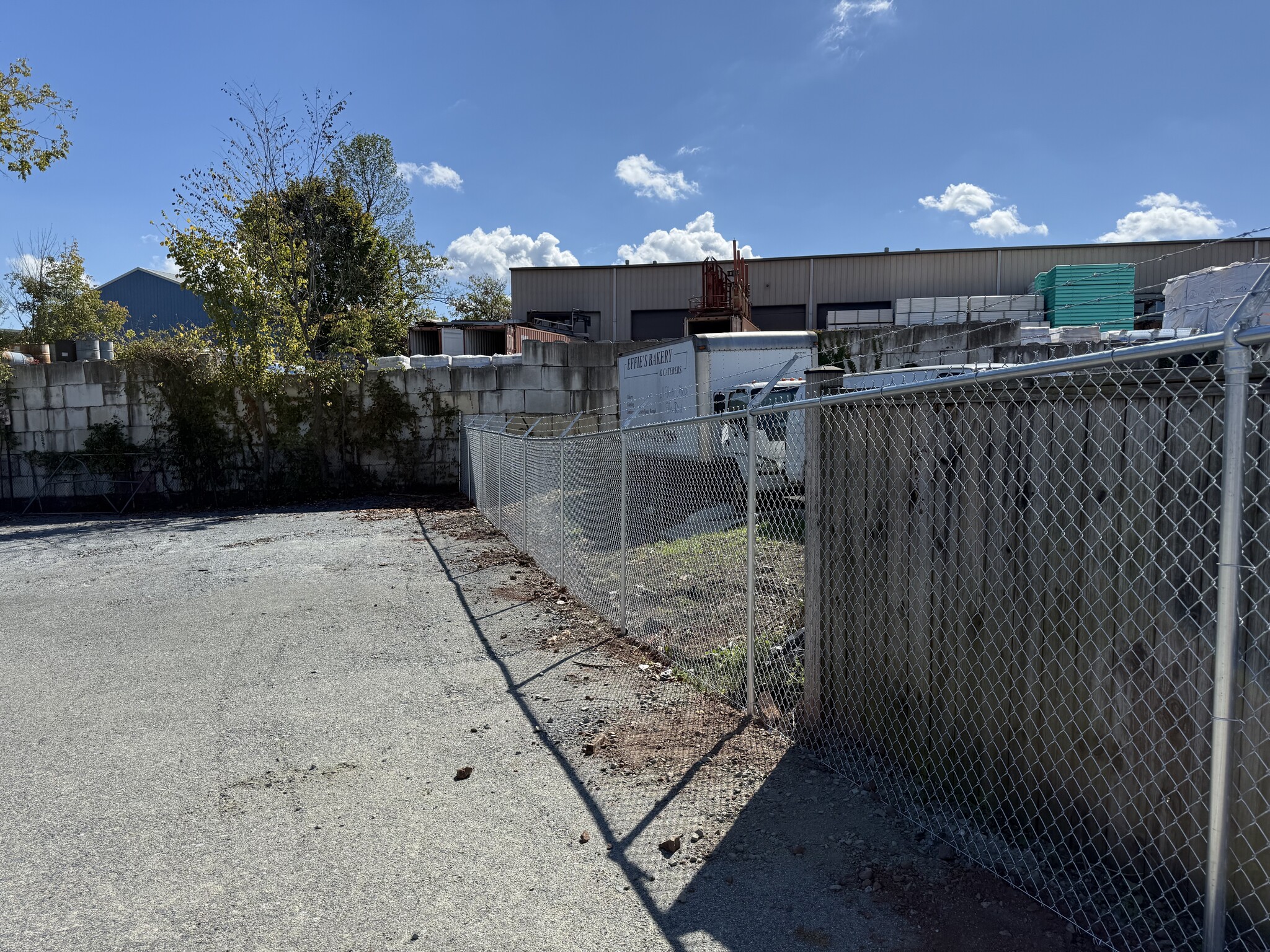 8397 Euclid Ave, Manassas, VA for lease Primary Photo- Image 1 of 9