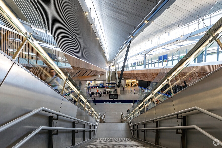 London Bridge Station, London for lease - Building Photo - Image 3 of 9