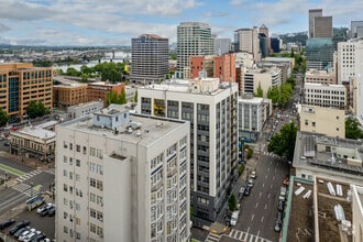 310 SW 4th Ave, Portland, OR - AERIAL  map view