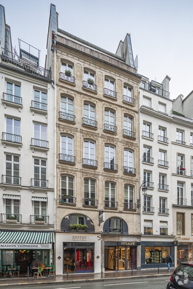 320 Rue Saint-Honoré, Paris for lease - Building Photo - Image 1 of 3