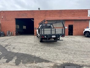 7341 Atoll Ave, North Hollywood, CA for lease Interior Photo- Image 2 of 6