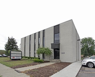 Plus de détails pour 2151 Livernois Rd, Troy, MI - Bureau à louer