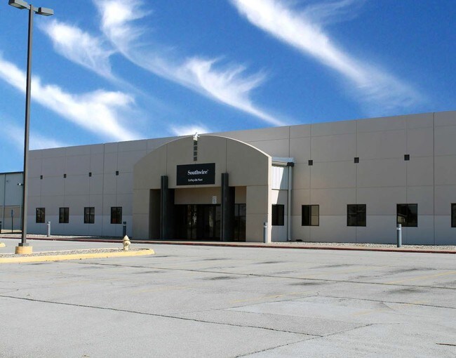 Plus de détails pour 2412 N US Highway 169, Coffeyville, KS - Industriel à louer