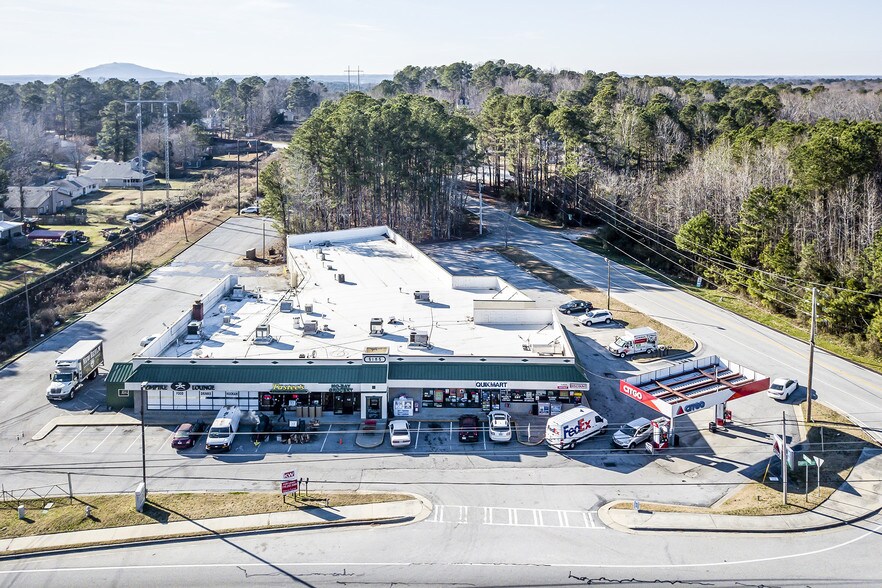 2671 Hwy 124 Rd, Snellville, GA à louer - Photo principale - Image 1 de 3