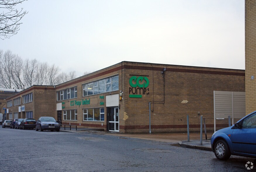 Blackhorse Rd, Londres à louer - Photo du bâtiment - Image 3 de 12