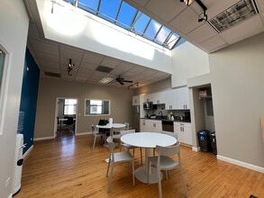 1512 N Fremont St, Chicago, IL à louer Photo du bâtiment- Image 1 de 16