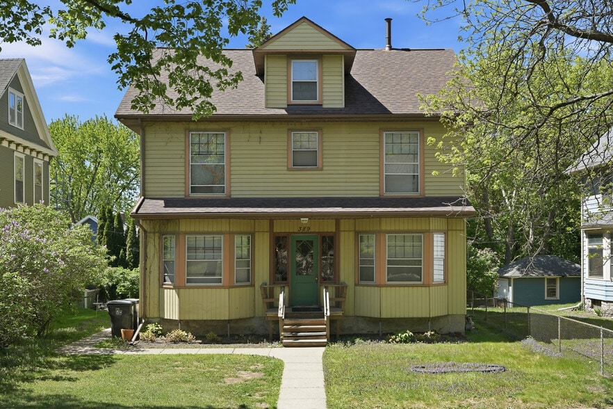 389 Maple St, Saint Paul, MN à vendre - Photo du bâtiment - Image 1 de 14
