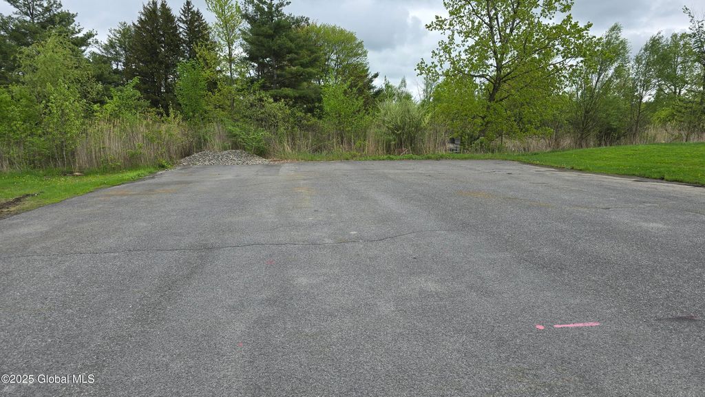 1608 US-9W, Selkirk, NY for lease Primary Photo- Image 1 of 4