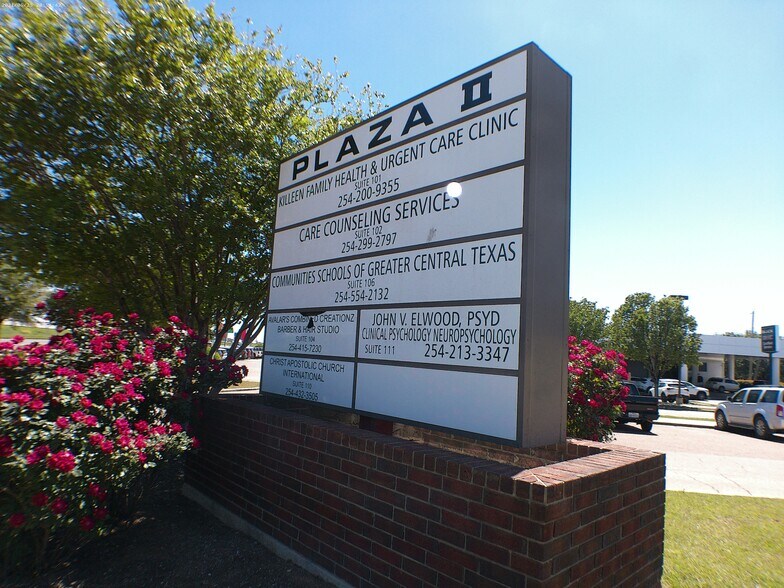 4520 E Central Texas Expy, Killeen, TX à louer - Photo du bâtiment - Image 2 de 2