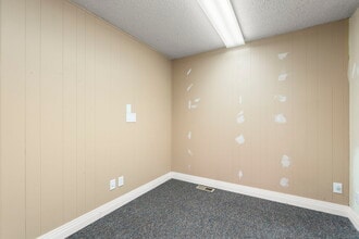 4390 N Academy Blvd, Colorado Springs, CO for lease Interior Photo- Image 2 of 2