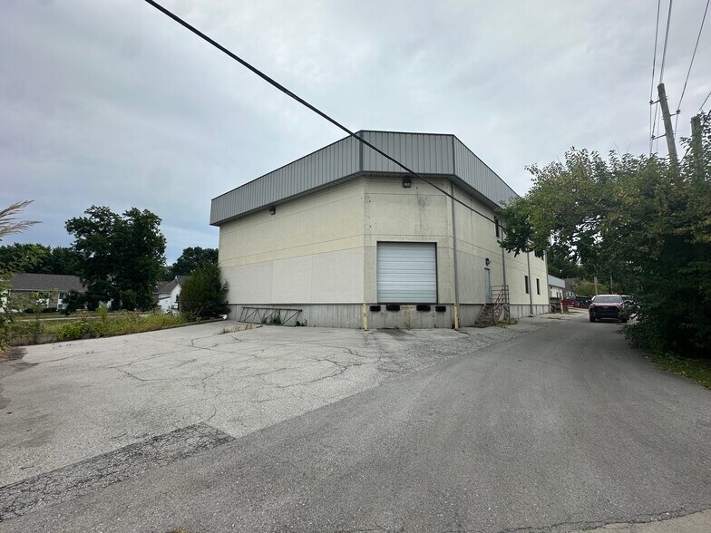 110 SE 5th St, Lee's Summit, MO à vendre - Photo du bâtiment - Image 2 de 21