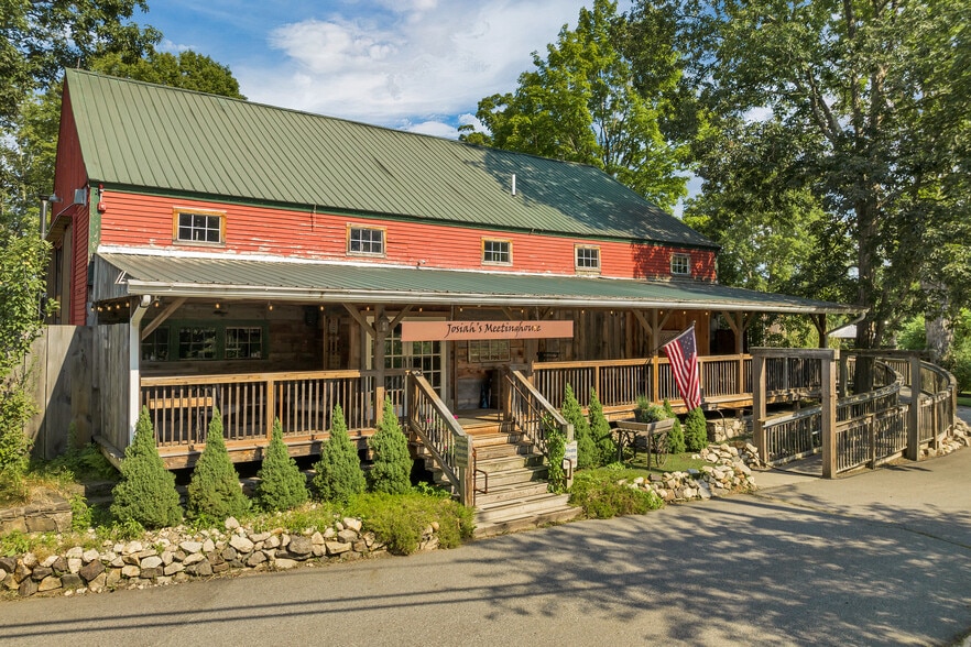 521 Calef Hwy, Epping, NH à vendre - Photo du bâtiment - Image 2 de 40